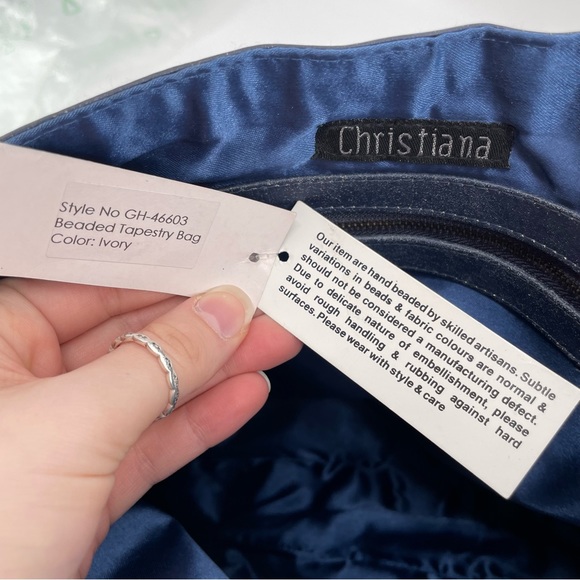 Christiana NWT Ivory/Blue Unique Bohemian Beaded Tapestry Shoulder Bag - Picture 11 of 12